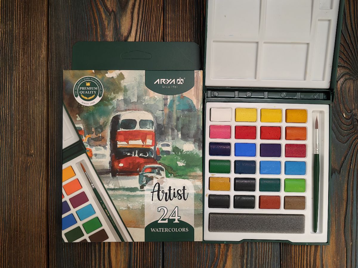 قیمت و خرید آبرنگ آریا آرتیست ۲۴ رنگ